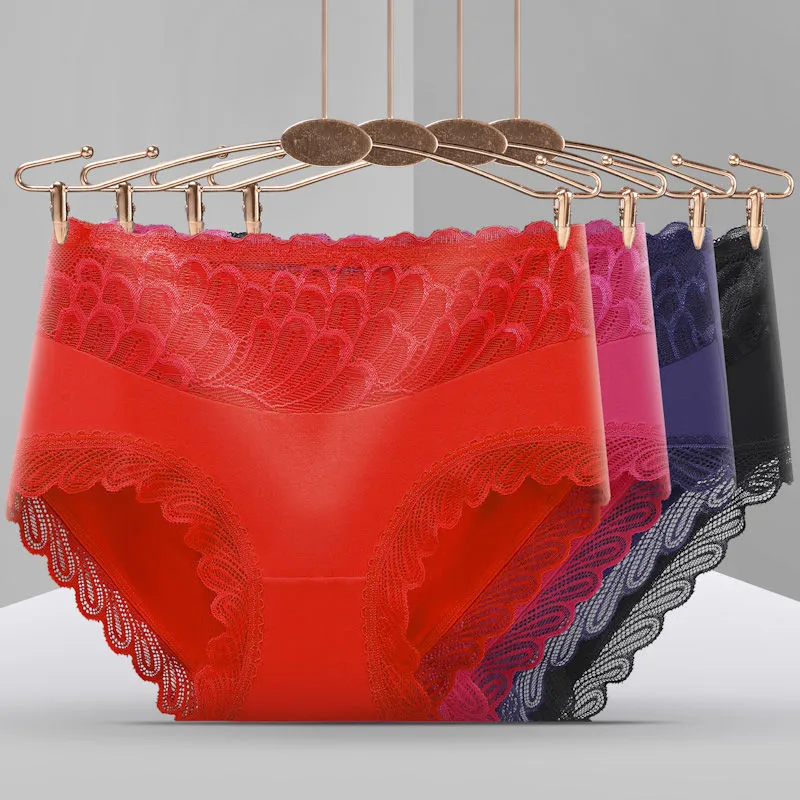Seamless Mid-Waist Briefs – Solid Color & Breathable Comfort