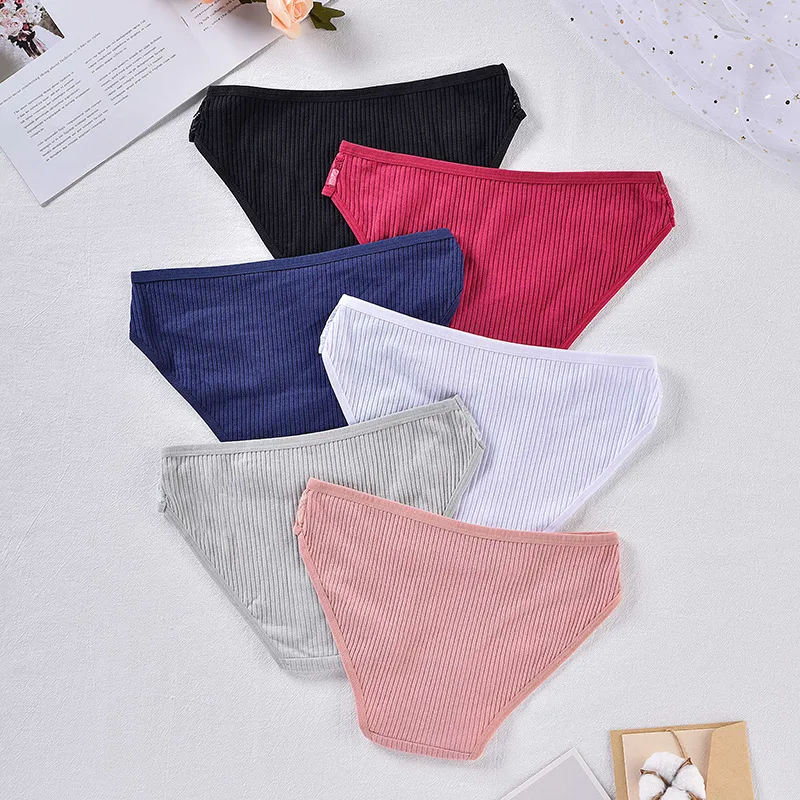 Sexy Solid Color Breathable Lace Mid-Waist Briefs Panties